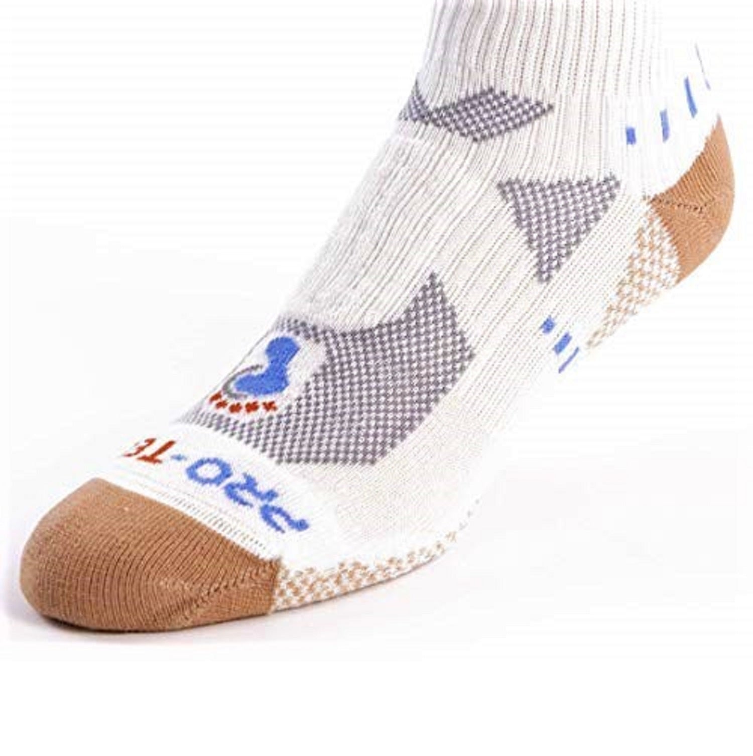 white quarter cut copper athletic socks with accents